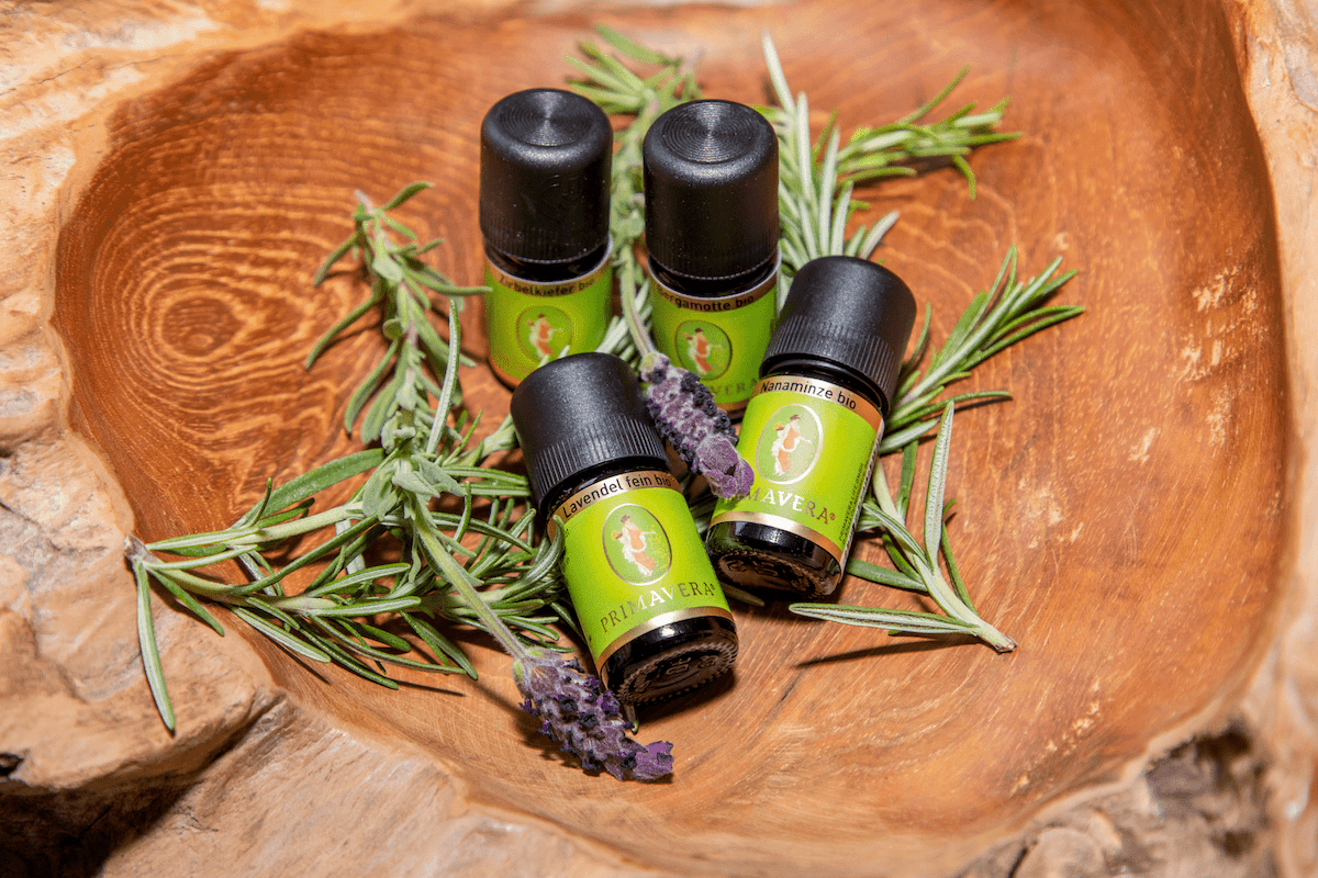 Verwendung von ätherischen Ölen für Yoga und Entspannung
