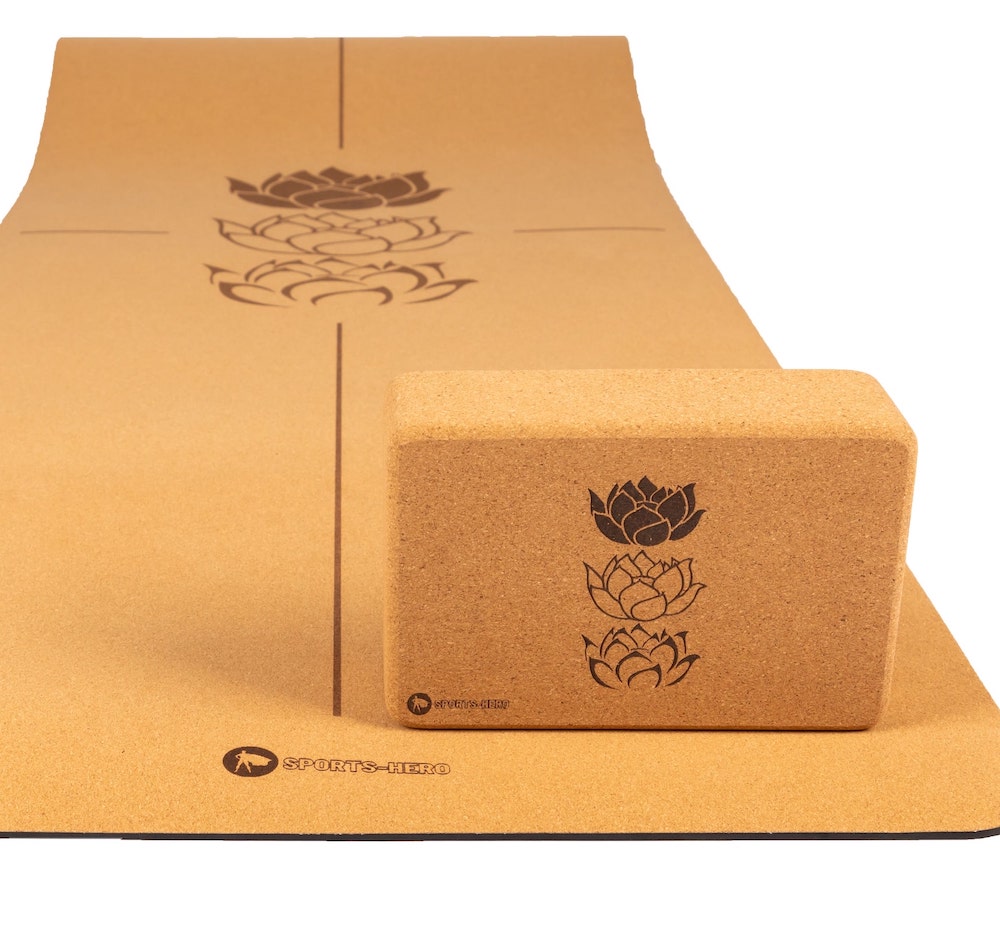 yogablock aus kork mit yogamatte aus kork von sports-hero produkte